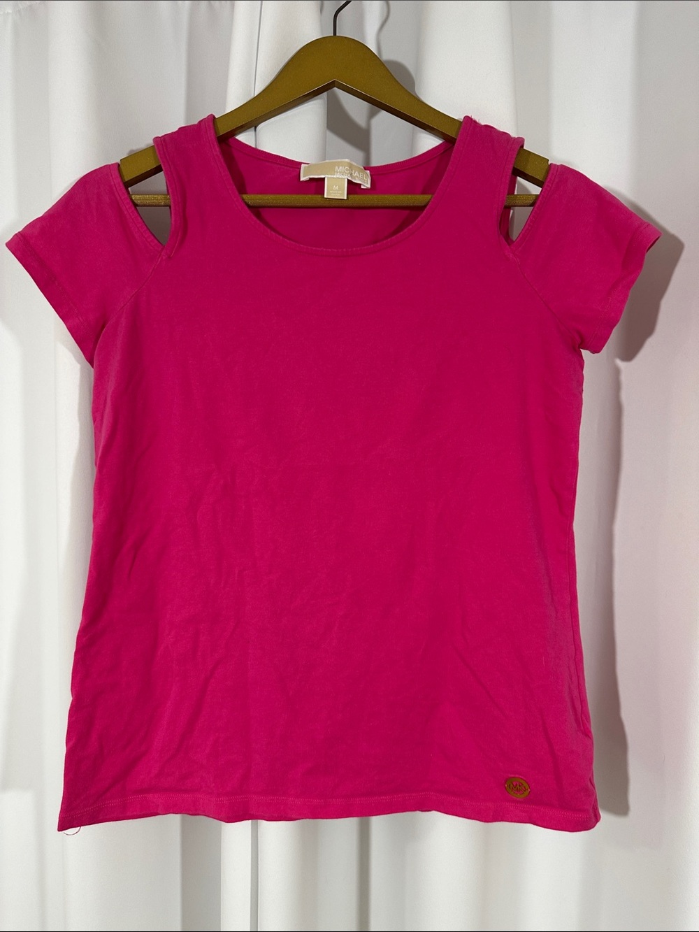MICHAEL Michael Kors Top Women's Medium Hot Pink Cold Shoulder Tee